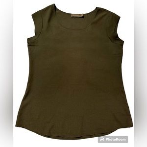 The Limited Women’s Black SS Blouse EUC Size M